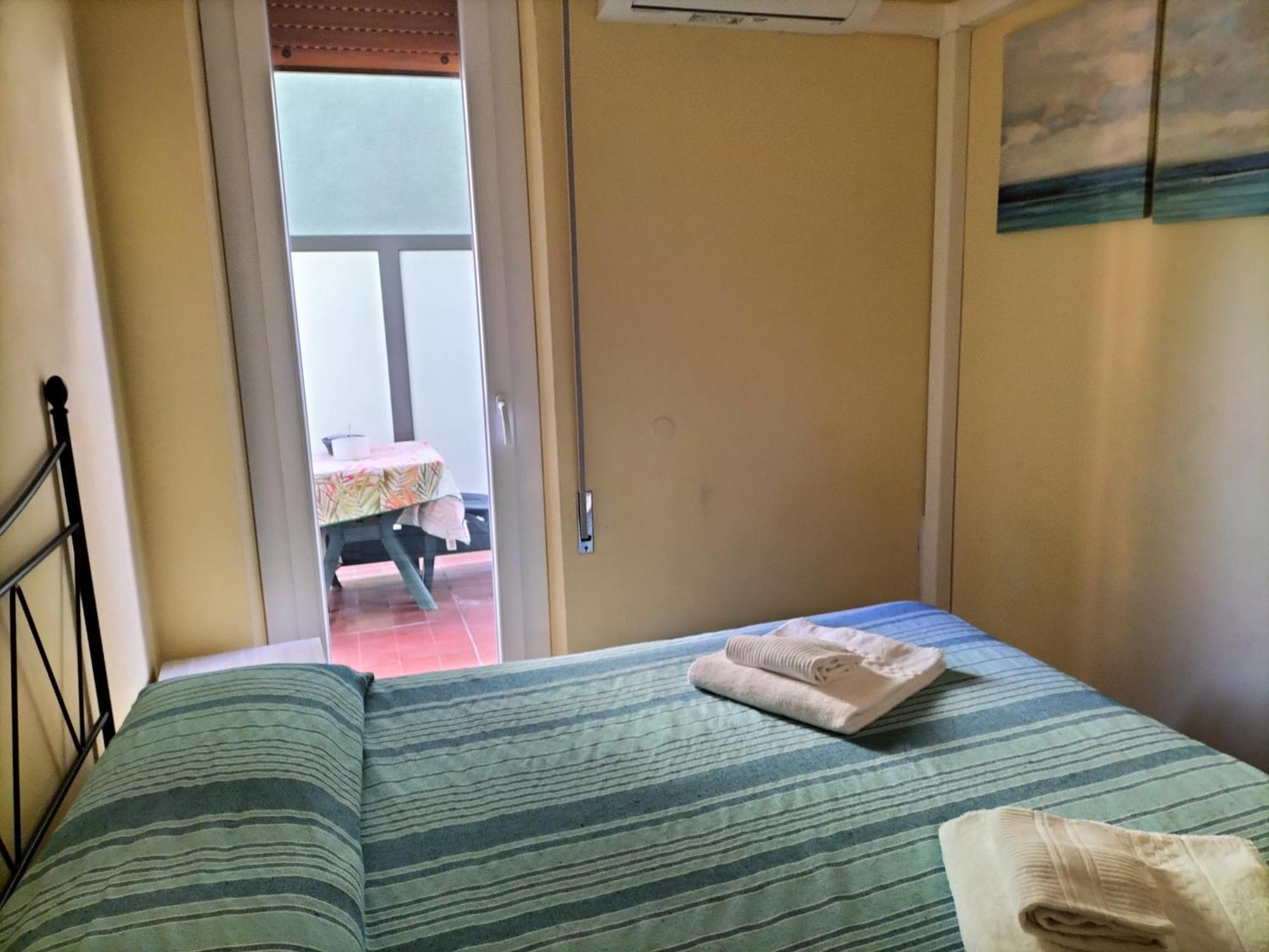 Mae'S Apartment 蒙特罗索阿尔马雷 外观 照片